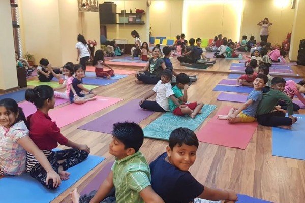 Kids yoga - summer camp six